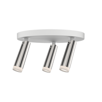 Clear Trio von GRAU mit drei schwenkbaren, minimalistischen LED-Strahlern und Warm Dim Technologie für ein flexibles Lichtdesign.