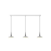 Falling Leaf Trace Trio von GRAU in Polished-Schwarz – 6m Kabel, dreiflammige Pendelleuchte mit poliertem Aluminium-Leuchtschirm an schwarzem Kabel, dimmbares warmes LED-Licht