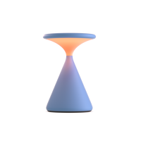 Salt Summer Edition von GRAU, kabellose LED-Tischleuchte in Light Blue mit dimmbarem, warmem Licht und modernem minimalistischen Design.