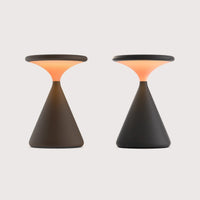 Salt Bundle von GRAU, zwei konische Designerleuchten aus mattem Material mit warmem, dimmbarem LED-Licht und minimalistischem Design.